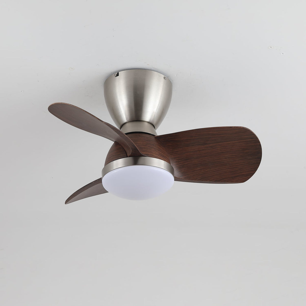 Aldiian ventilator de tavan cu lumină din alamă și lemn, minimalist
