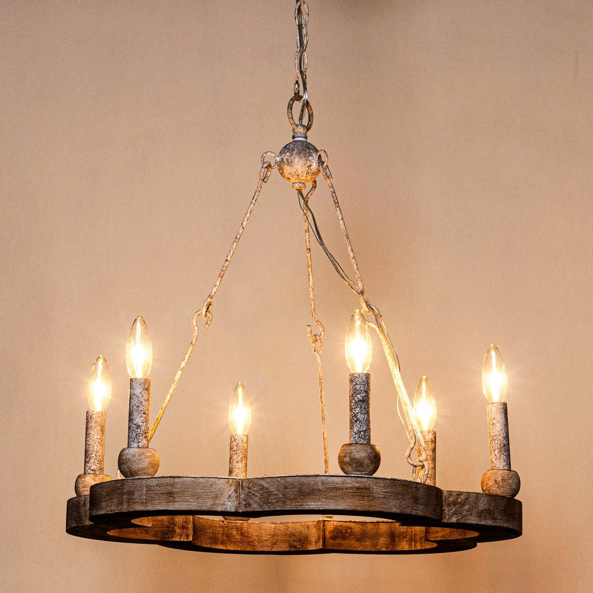 Elaarira candelabru