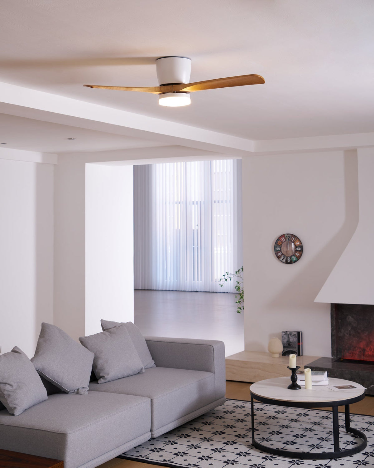 Miroise ventilator de tavan cu lumină