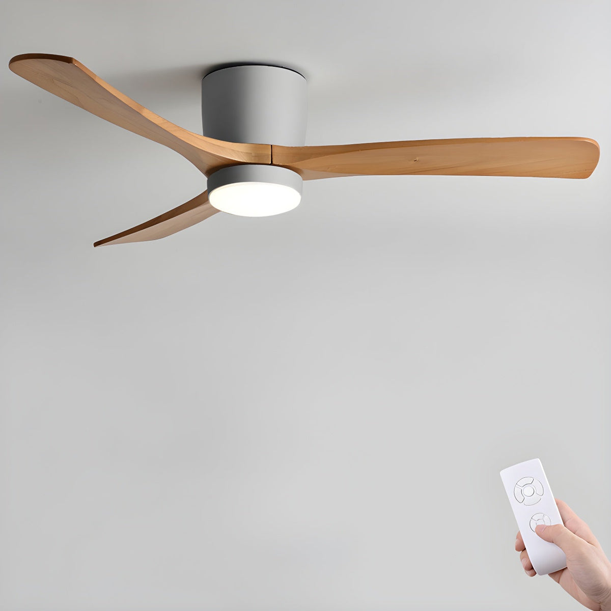Miroise ventilator de tavan cu lumină