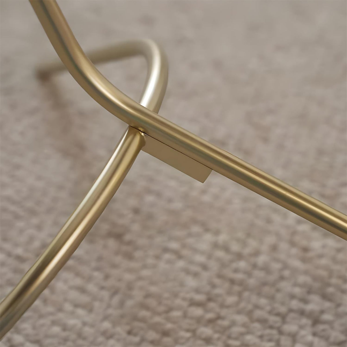 Liorinielle Curve lampadar