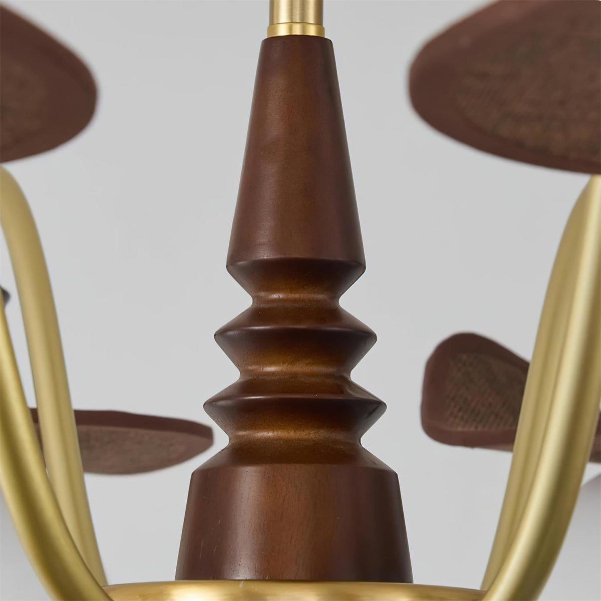 Candelabru glob din lemn
