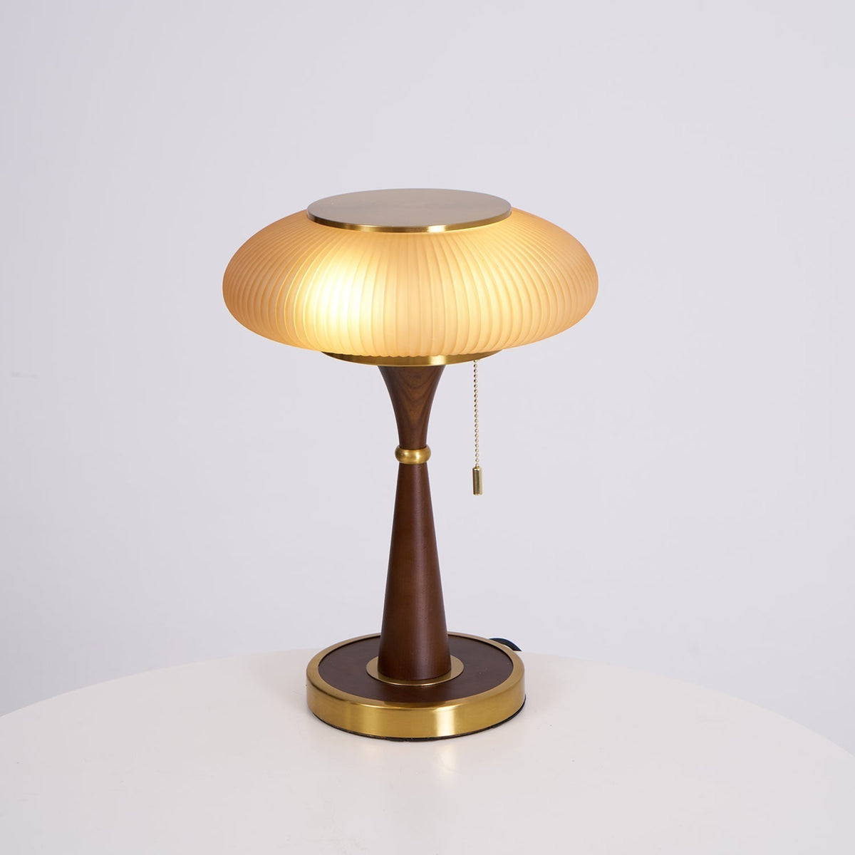 Rivaeria lampă de masă