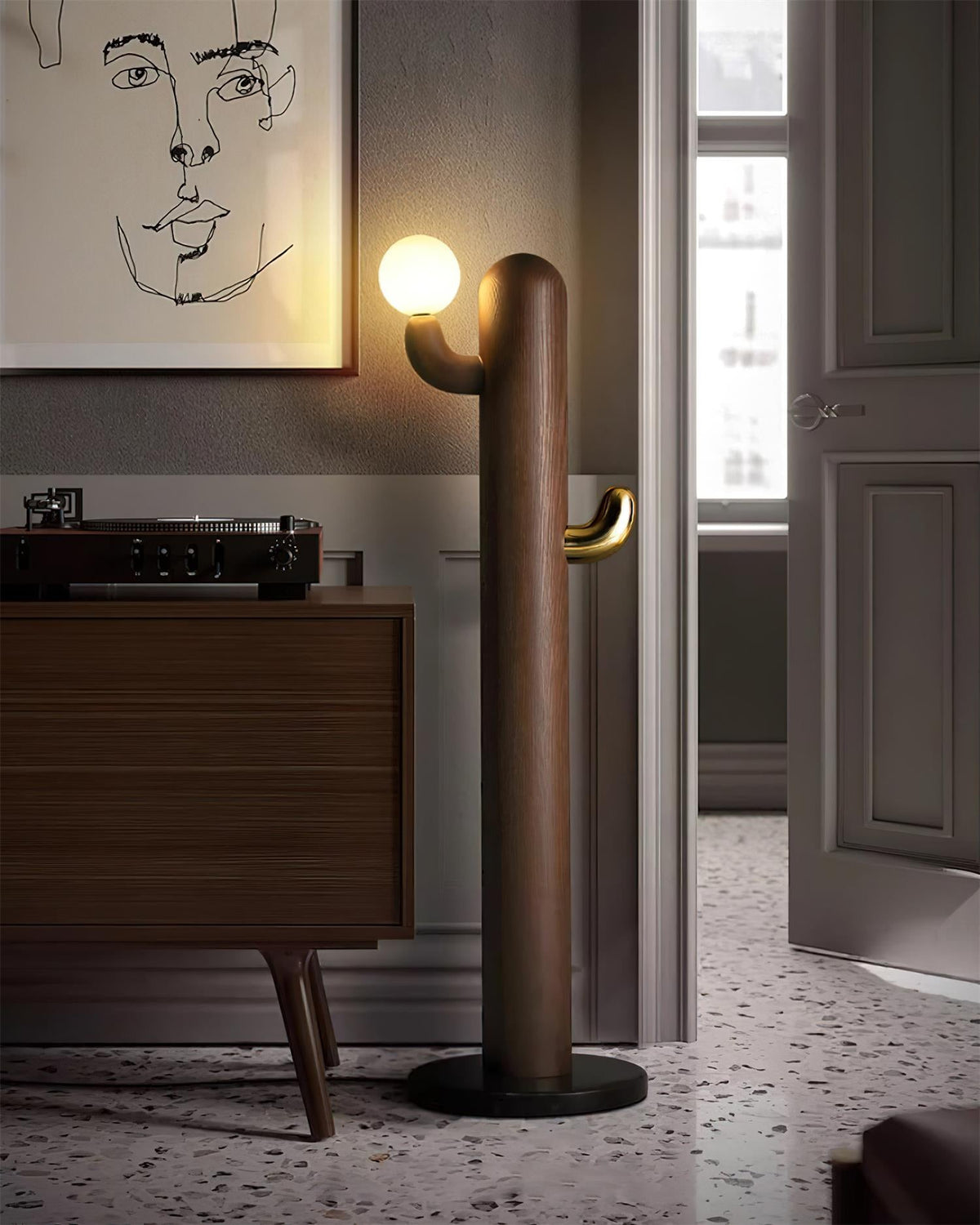 Caltus lampadar