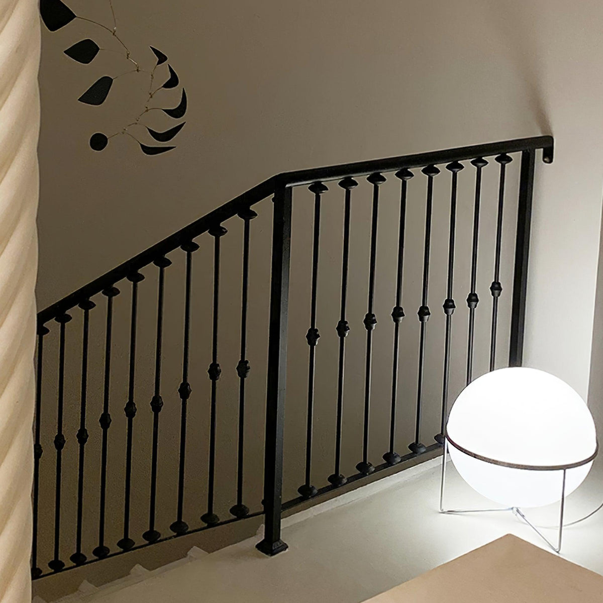 Cori lampă de masă minimalistă