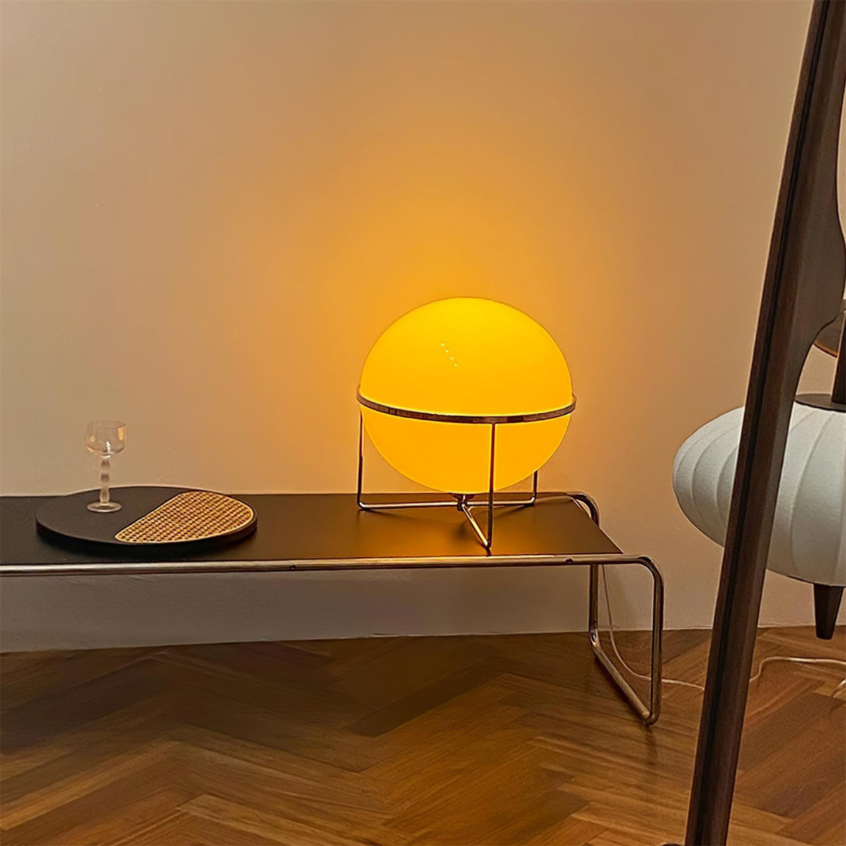 Cori lampă de masă minimalistă