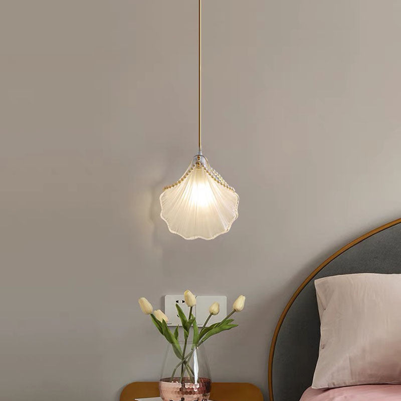 Kristy Art Deco lampă suspendată din coajă de perlă metal/acrilic, alb